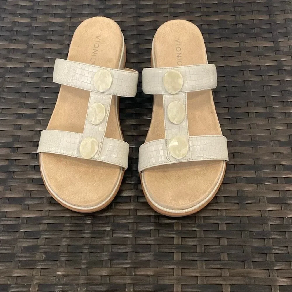Vionic Serra jeweled sandals women’s size 11